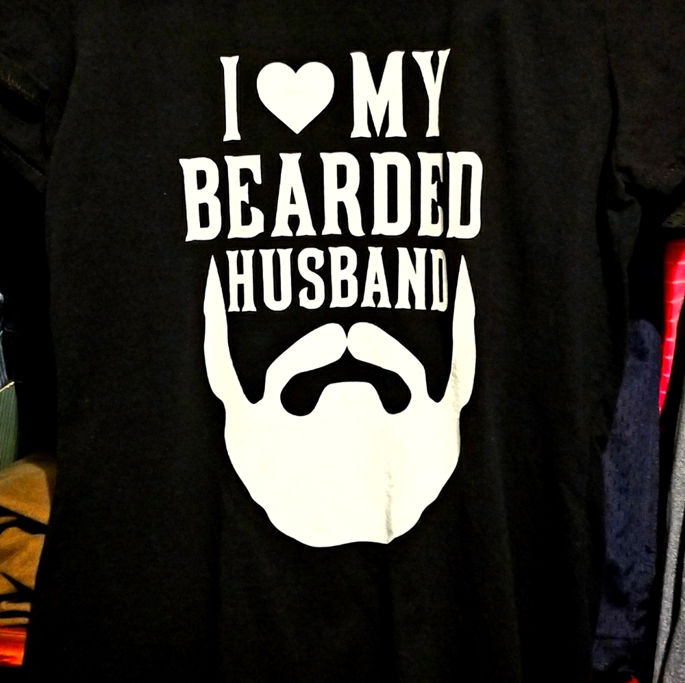 NWT "I Love My Bearded Husband" Womens Tee